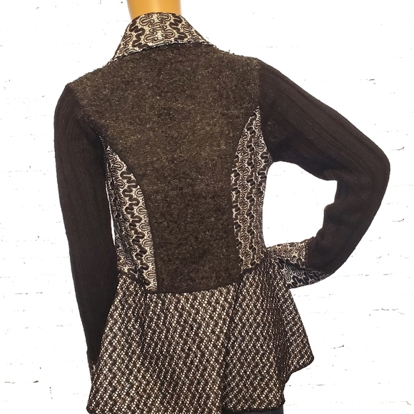 Beautiful Sioni NWT wool cardigan - Picture 5 of 8